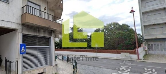 Gewerbliche Immobilie in Abrantes, Portugal 330m², Nr. 82151 8