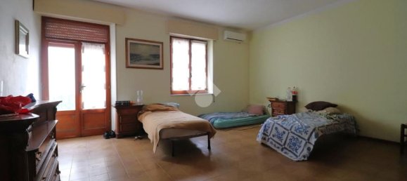 4-Zimmer Haus in Marmirolo, Italy, Nr. 16702 9