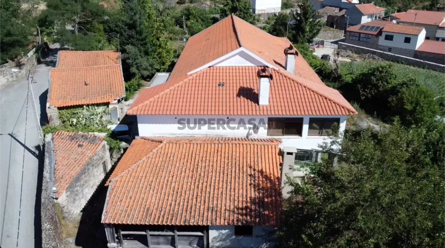 4 bedrooms House in Vila Flor, Portugal No. 270945