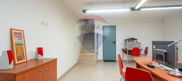 2 bedrooms House in Collecchio, Italy No. 370882 10