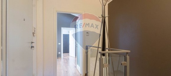 2 bedrooms House in Collecchio, Italy No. 370882 8