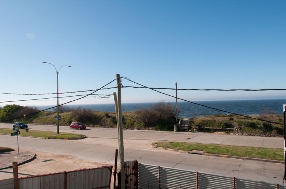 2 bedrooms Apartment in Maldonado, Uruguay No. 11302