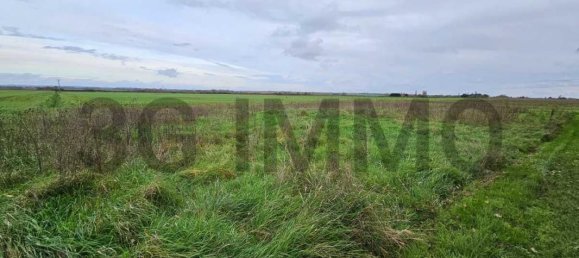 1092m² Land in Cherves, France No. 202449 3