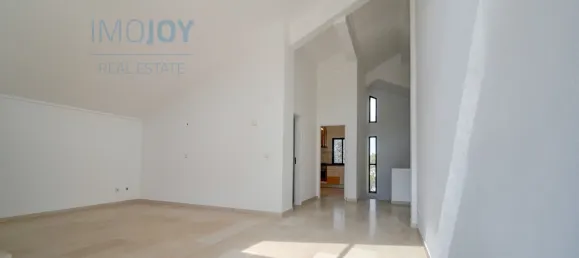 7 Schlafzimmer Haus in Corroios, Portugal, Nr. 137079 26