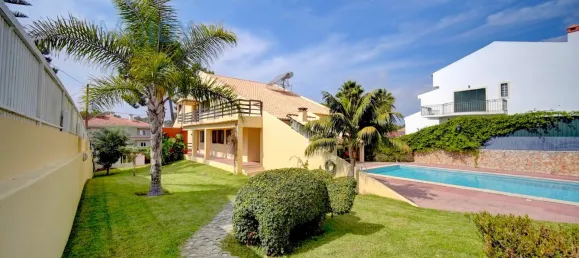 7 Schlafzimmer Haus in Corroios, Portugal, Nr. 137079 2