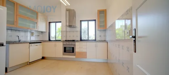 7 Schlafzimmer Haus in Corroios, Portugal, Nr. 137079 30