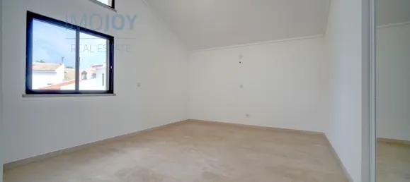 7 Schlafzimmer Haus in Corroios, Portugal, Nr. 137079 32