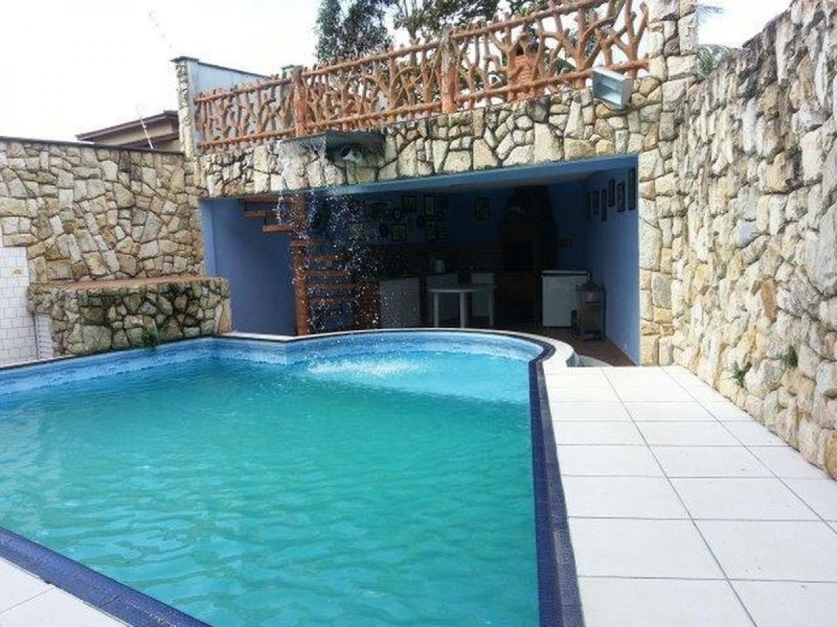 Casa de 4 dormitorios en Sao Paulo, Brazil No. 469545