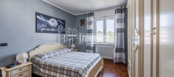 4 rooms Apartment in Medesano, Italy No. 305129 4