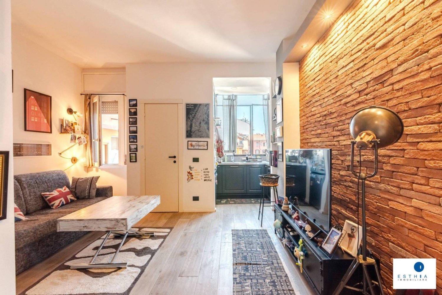 1 chambre Appartement à Milan, Italy No. 323492