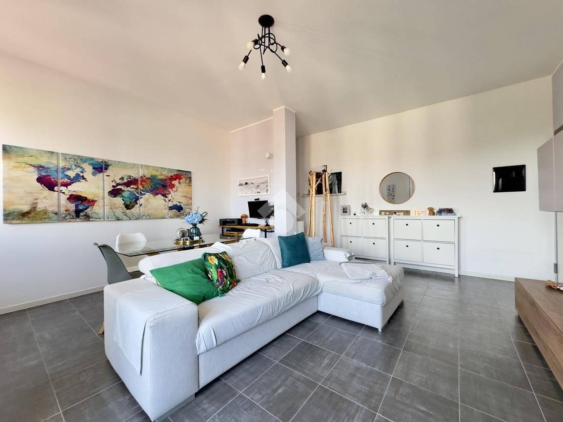 2 Schlafzimmer Wohnung in Crema, Italy, Nr. 386777