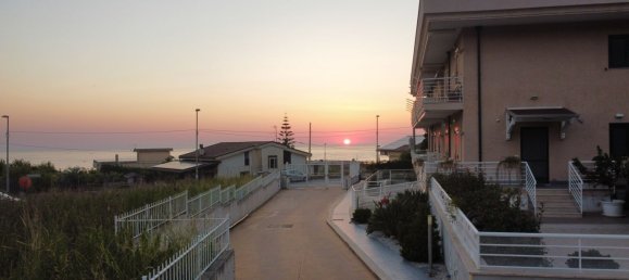 Дом с 3 комнатами в Агрополи, Италия № 252146 18