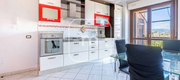 2 bedrooms Apartment in Rome, Italy No. 356945 6