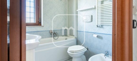 2 bedrooms Apartment in Rome, Italy No. 356945 10