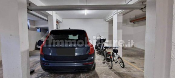 6 rooms Apartment in Verona, Italy No. 26360 7