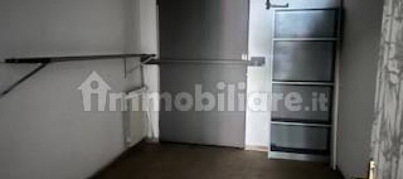 3 rooms Commercial property in Turin, Italy No. 123657 5