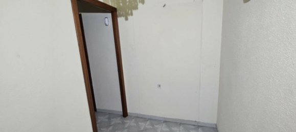 4 bedrooms Apartment in Tarragona, Spain No. 135545 3