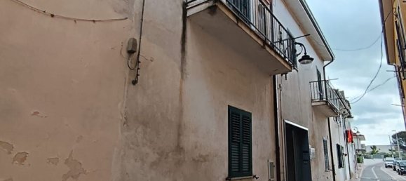 6-salle Maison à Bucciano, Italy No. 265740 2