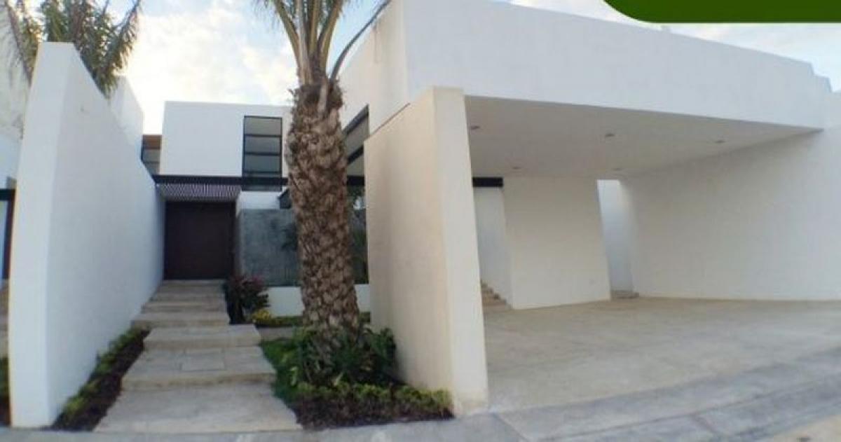 3 bedrooms House in Yucatan, Mexico No. 182763