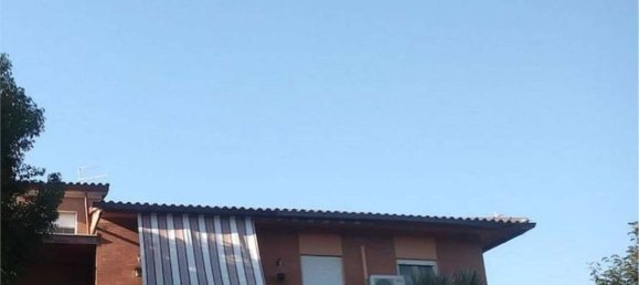 5-Zimmer Wohnung in Rome, Italy, Nr. 201910 2