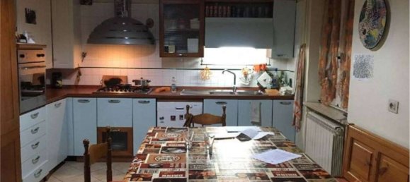 5-Zimmer Wohnung in Rome, Italy, Nr. 201910 11