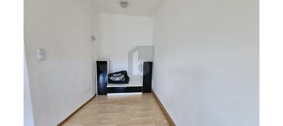 2 rooms Apartment in Hof, Germany No. 232043 2