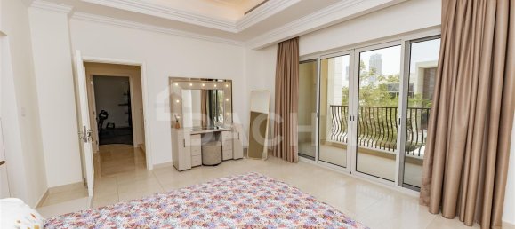 4 bedrooms Villa in Dubai, UAE No. 27999 20