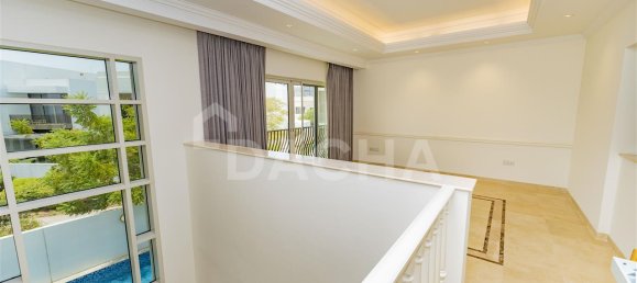 4 bedrooms Villa in Dubai, UAE No. 27999 16