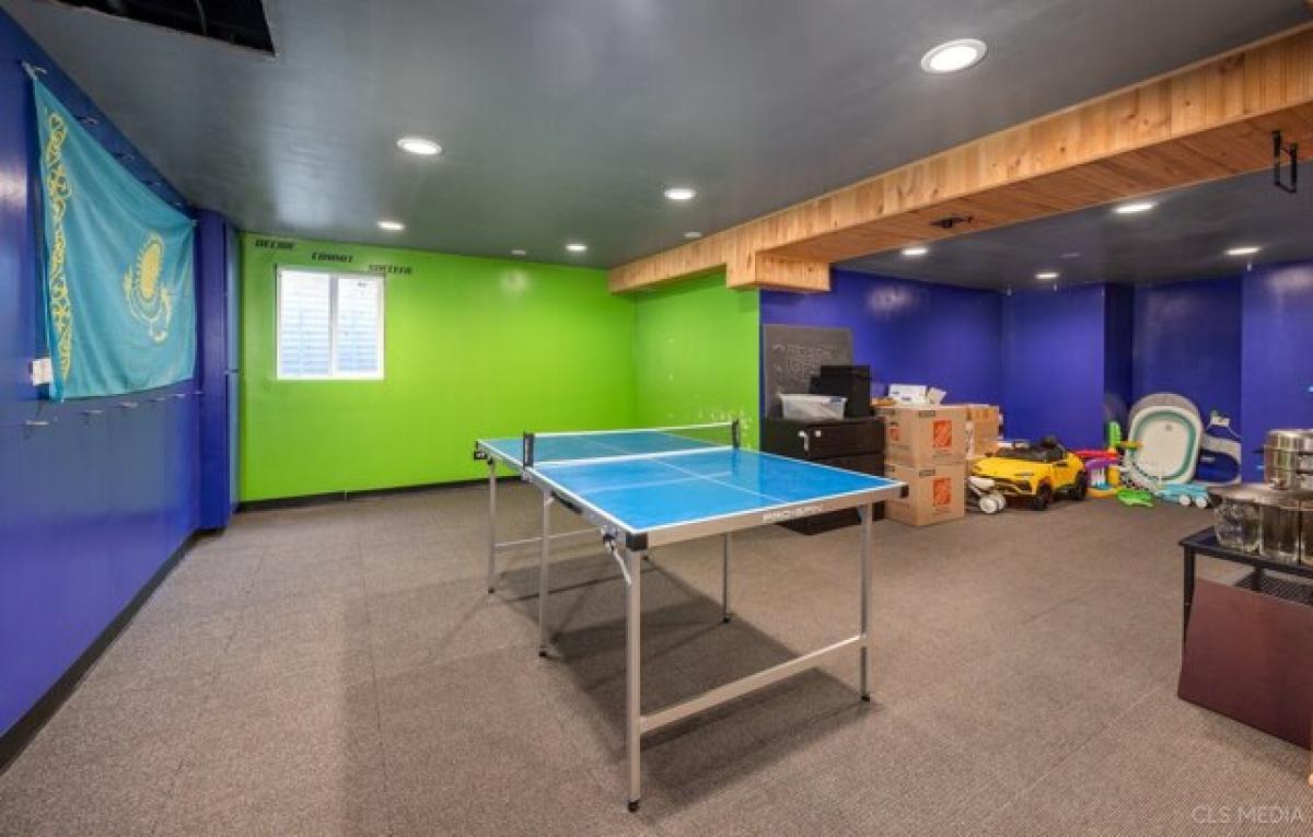 2 bedrooms House in Elk Grove Village, USA No. 422065