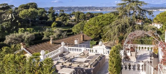 4 Schlafzimmer Villa in Antibes, France, Nr. 2040 10