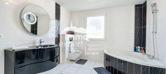 4 Schlafzimmer Schlösser in Poussay, France, Nr. 74215 9