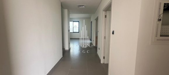 4 bedrooms Villa in Yas Island, UAE No. 95569 9