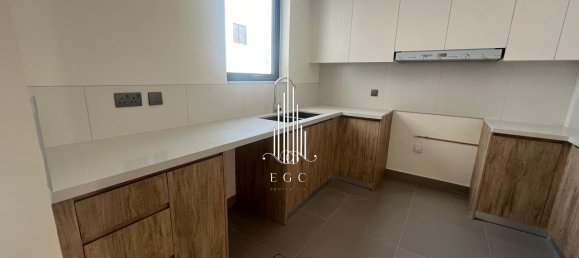 4 bedrooms Villa in Yas Island, UAE No. 95569 19