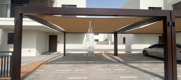 4 bedrooms Villa in Yas Island, UAE No. 95569 25