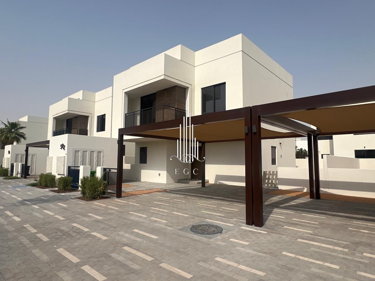 4 bedrooms Villa in Yas Island, UAE No. 95569