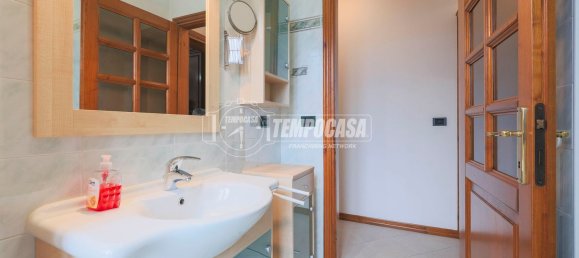 4 bedrooms House in Imola, Italy No. 336362 22