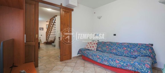 4 bedrooms House in Imola, Italy No. 336362 3