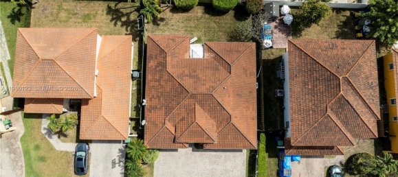 3 dormitorios villa en venta en Miami, Miami-Dade, Florida, USA № 615361 5