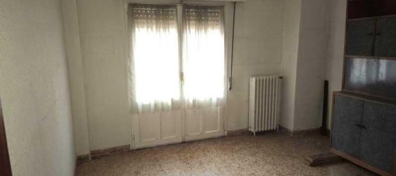 Apartamento de 3 dormitorios en Calatayud, Spain No. 66642 11