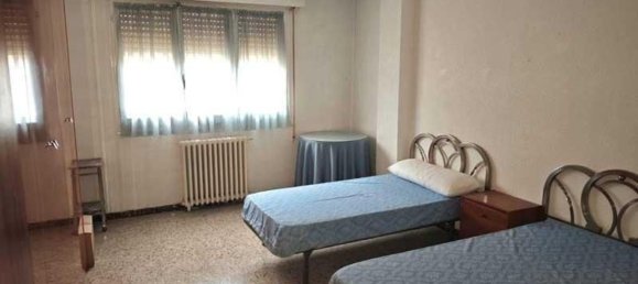 Apartamento de 3 dormitorios en Calatayud, Spain No. 66642 10