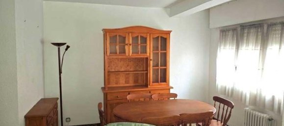 Apartamento de 3 dormitorios en Calatayud, Spain No. 66642 4