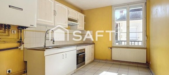 3 bedrooms Apartment in Vitry-le-Francois, France No. 230520 9