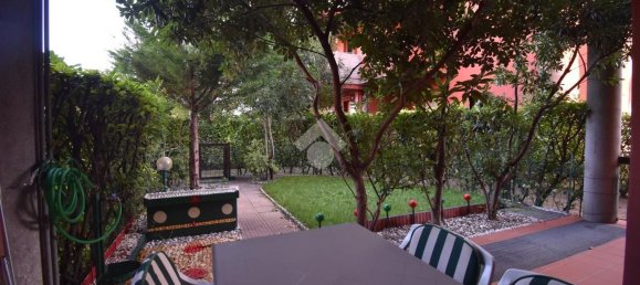 2 غرف نوم شقة في Desenzano del Garda, Italy رقم 370571 9