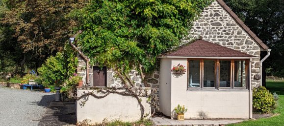 6 bedrooms House in Feusines, France No. 93405 3