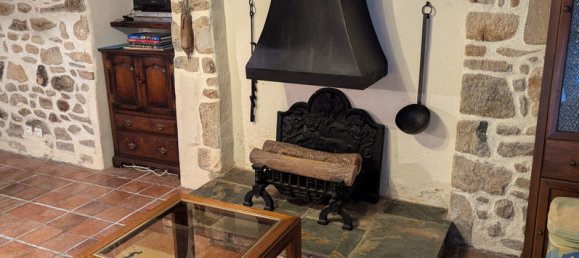 6 bedrooms House in Feusines, France No. 93405 16