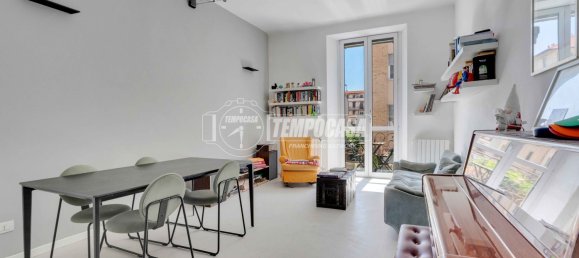 3 rooms Apartment in Milan, Italy No. 274440 3