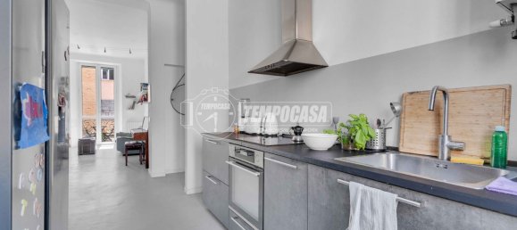 3 rooms Apartment in Milan, Italy No. 274440 4