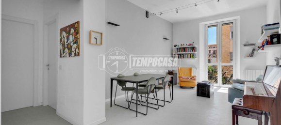 3 rooms Apartment in Milan, Italy No. 274440 20
