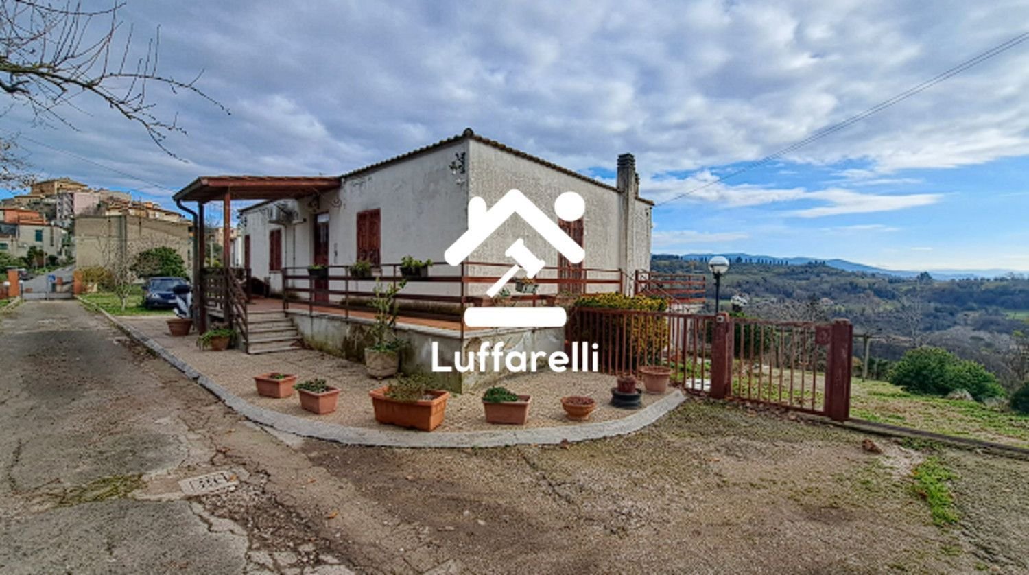 Квартира с 8 комнатами в Форано, Италия № 32430