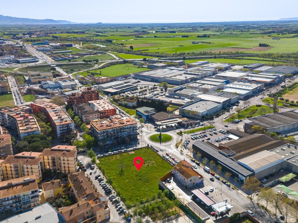 Terreno em Figueres, Spain 3714 m² N.º 193729